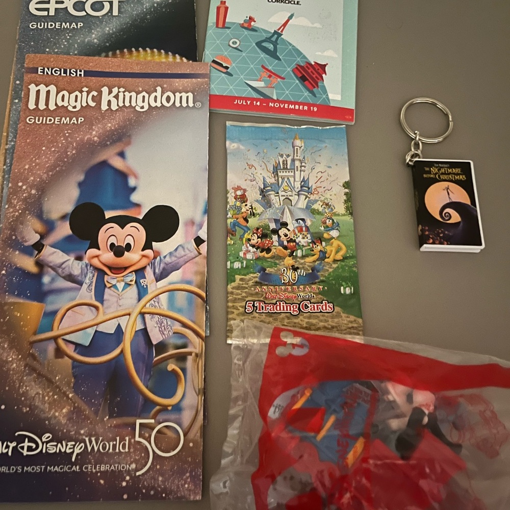 ✨✨ Disney bundle!!